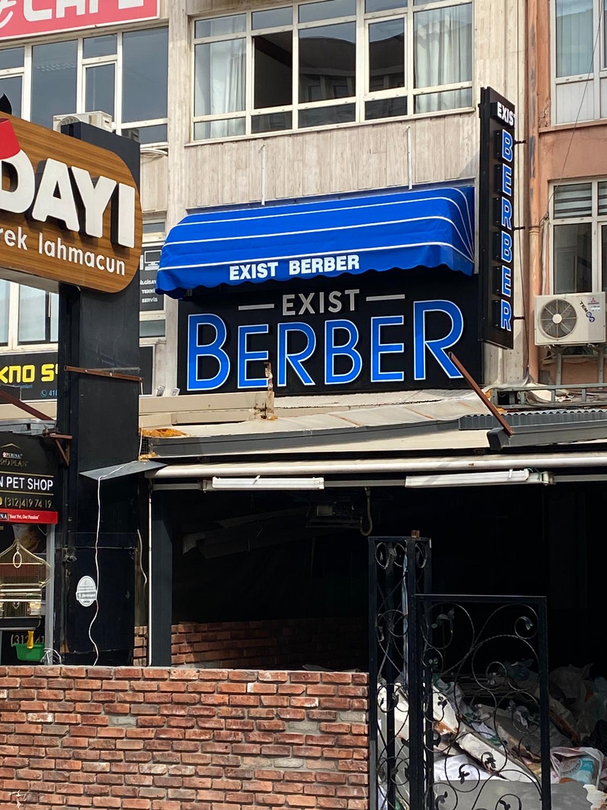 Exist Berber Kızılay dış cephe ve mavi tabela